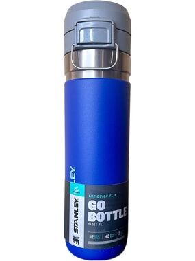 Stanley Quick Flip GO Water Bottle 24 oz Blue | Push Button Lid